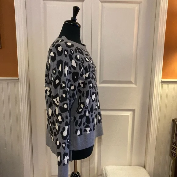 Stella & Dot Animal Print Sweater in Gray and Black - Picture 3 of 6